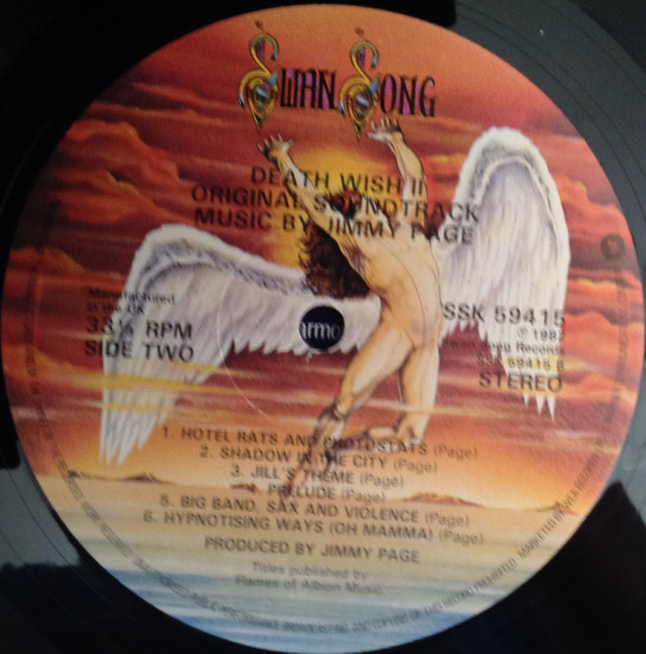 R-2356429-1381855264-530