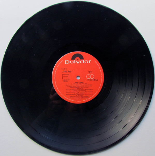 R-26015725-1675764452-4852