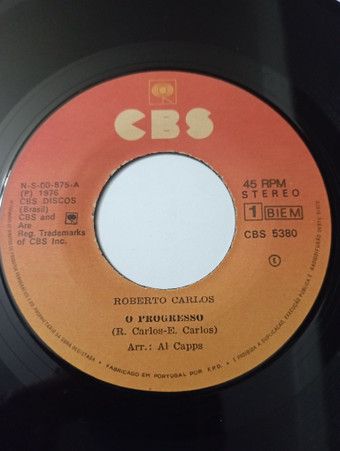 R-5911372-1760220404-4975