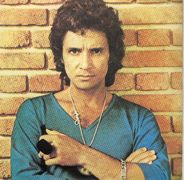 R-6351388-1417116337-4144