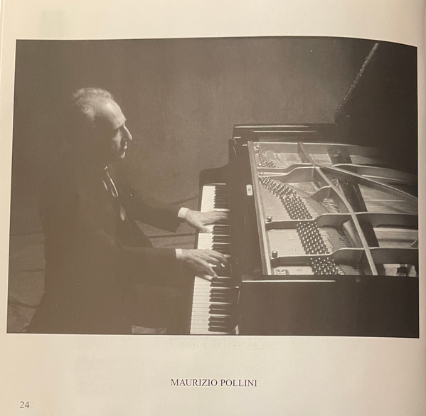 R-35320225-1759942968-1124