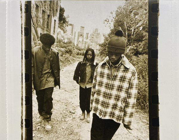 R-435115-1701522458-5775