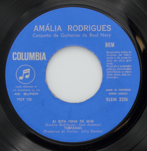 Amália Rodrigues Caracois2